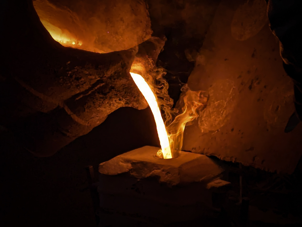 Pouring an N'GENIUS Series grade into a cast block at Furniss & White (Foundries) Ltd PPouring an N'GENIUS Series grade into a cast block at Furniss & White (Foundries) Ltd